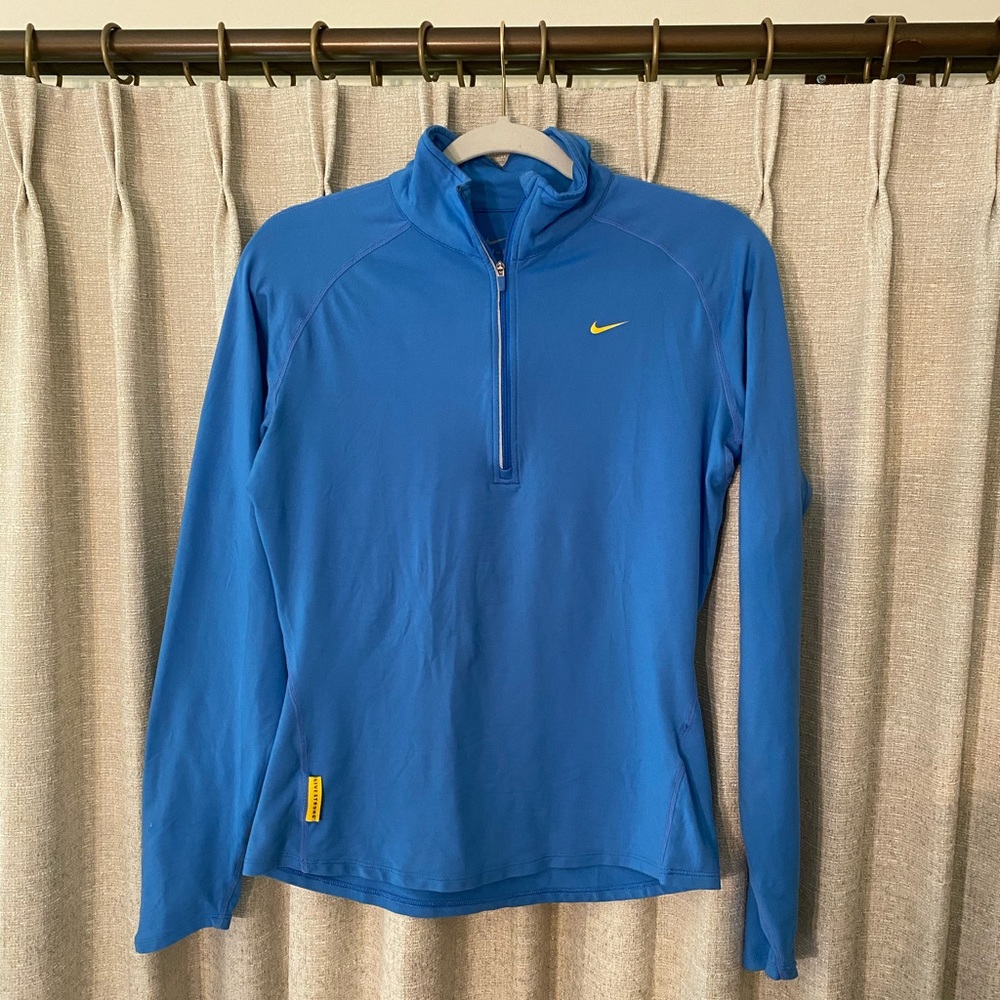 Nike dri-fit pullover